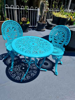 cast iron table and chairs gumtree