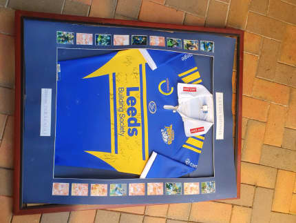 Darren Lockyer Brisbane Broncos Signed Jersey Framed - 3915 – HT Framing &  Memorabilia