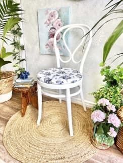 Shabby chic on sale chairs gumtree