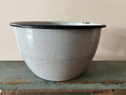 Enamel Bowl With Handles, Metal Mixing Bowl, Enamel Fruit Bowl, Enamelware  Bowl, Vintage Camping Bowl, Serving Bowl, Rustic Shabby Style 