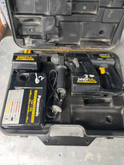 Panasonic 28v sds deals drill