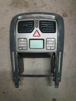 vy vz centre console | Parts & Accessories | Gumtree Australia