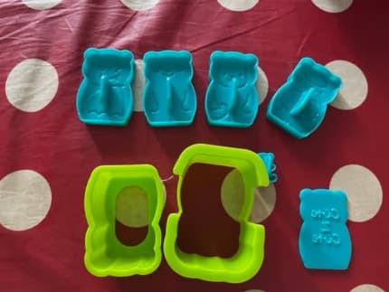 CuteZcute Mini Pocket Sandwich Maker and Egg Mold Kit - Animal Palz