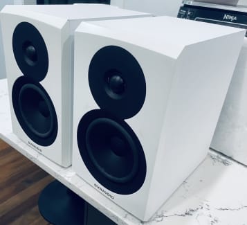 Gumtree best sale hifi speakers