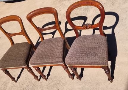 Balloon back chairs online gumtree