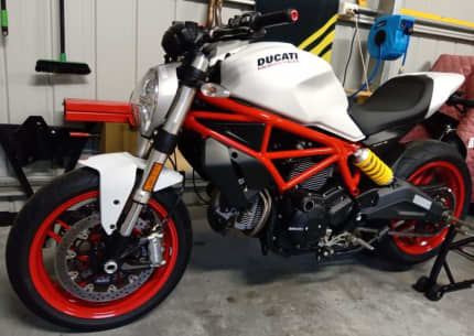 Ducati monster deals 659 for sale