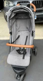 childcare 3 wheel stroller