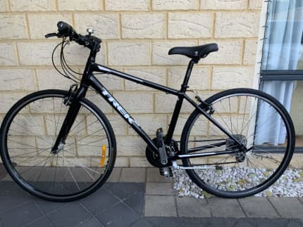 TREK 7.3 FX HYBRID BIKE SIZE XXL, 25'', 63.5 CM, 24 GEERS, ALPHA ALUMINUM  DEORE