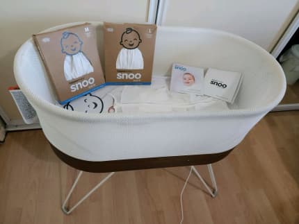 Snoo cheap bassinet gumtree