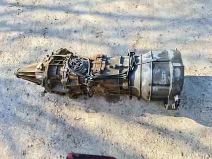 RB25 MANUAL 5 SPEED GEAR BOX TRANSMISSION - FS5R30A. R34 32010