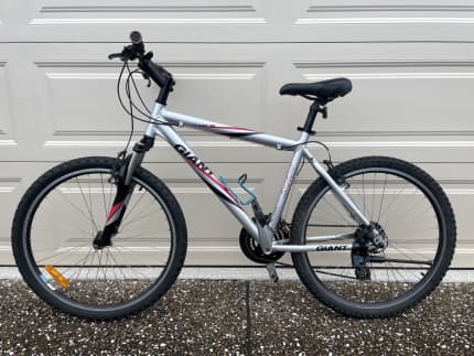 Giant upland hot sale bike price