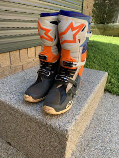 Used tech 10 2024 boots for sale