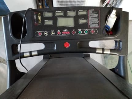 York pacer 2500 online treadmill