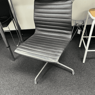 Eames chair online gumtree