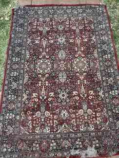 FREE PERSIAN RUG (Red) PICK UP ASAP