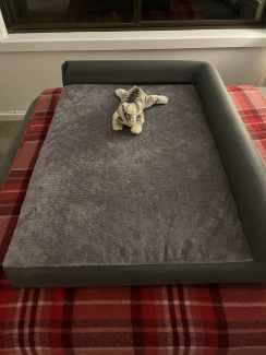 Large orthopaedic dog bed
