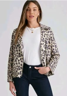 rockmans longsleeve patterned teddy jacket