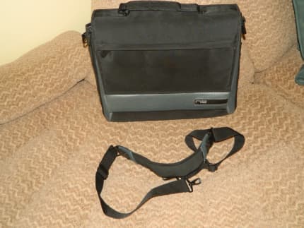 belkin | Bags | Belkin Laptop Backpack Bag In Grey Pink | Poshmark