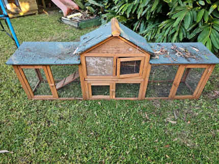 FREE rabbit hutch/chicken coop