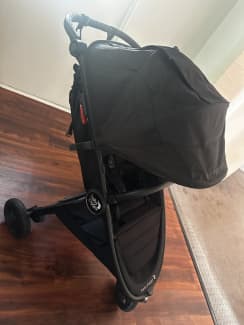 Baby best sale jogger gumtree