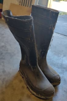 Bunnings steel hot sale cap gumboots