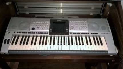 Yamaha PSR-3000 61-Key Arranger Workstation Keyboard