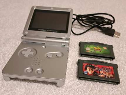 Nintendo Game Boy Advance -sp x 2 games