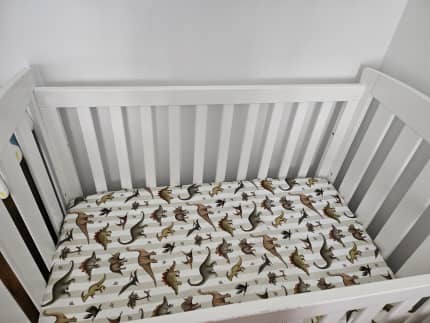 Tasman essentials florence clearance cot