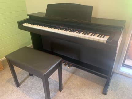 second hand electric piano