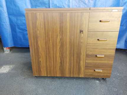 lincraft sewing cabinets