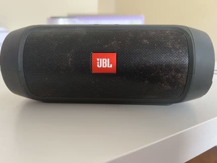 Jbl charge best sale 3 gumtree