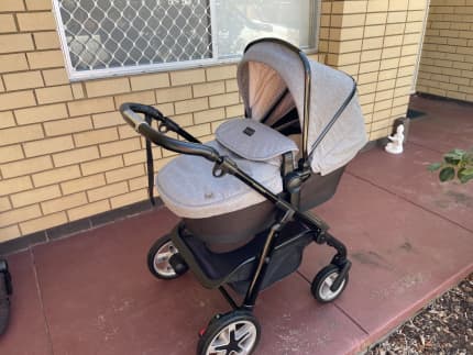 silver cross pram used