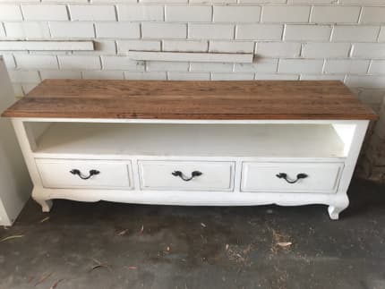 Early settler on sale tv unit