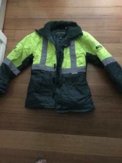 Hepworths hi viz insulated clothing