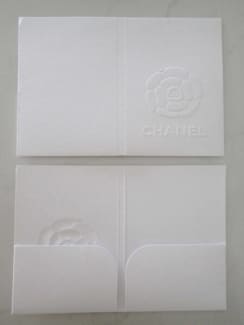 CHANEL White Paper SHopping Bag (Small Size), Accessories, Gumtree  Australia Gold Coast City - Molendinar