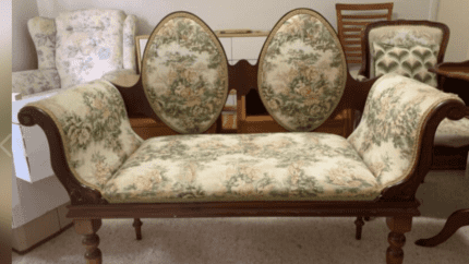 antique lovers chair