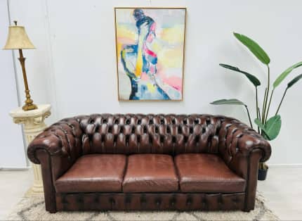 Vintage couch online gumtree