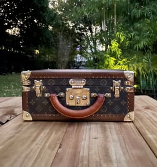 Louis Vuitton Bags in Kenya for sale ▷ Prices on
