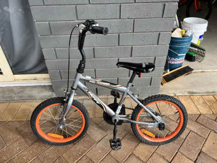 piranha 18 inch droid bmx