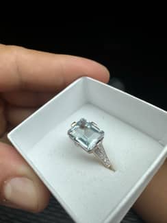 Second hand store aquamarine rings