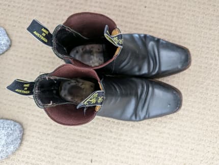 RM Williams Chinchilla boots - Bordeaux Size 8, Men's Shoes, Gumtree  Australia Queanbeyan Area - Queanbeyan