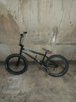 Bmx custom colony sect 20インチ