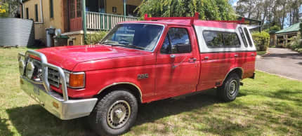 1989 FORD F150 XLT 3 SP AUTOMATIC UTILITY, 3 seats All Others