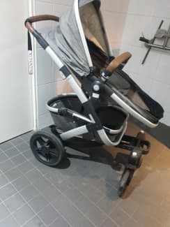 Baby prams clearance for sale gumtree