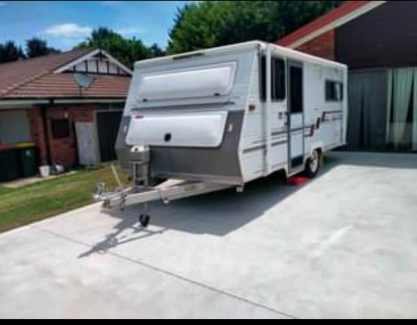 Avan bathurst used sales caravans