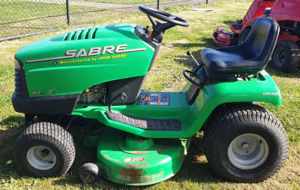 sabre john deere riding lawn mower