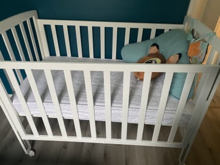 Baby cot bed gumtree sale