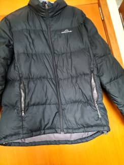 How to fix outlet hole in kathmandu jacket