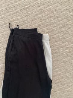 Suits You by Jacqui-E Womens Size 12 Slim Leg Trousers Black BNWT  RRP$99.95(s)
