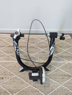 Minoura magturbo bike online trainer price